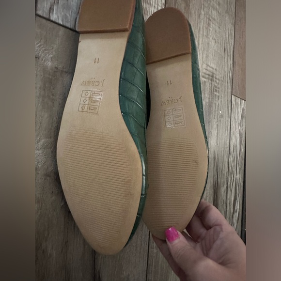 J. Crew Crocodile-embossed ballet flats - Green/Emerald (Item AZ950) - Size 11 - Picture 2 of 3